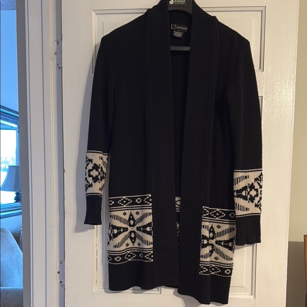 Bloomingdale’s  Black and White Cardigan Merino/Cashmere Small